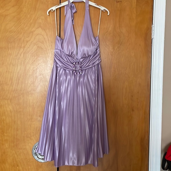 Lilac cocktail halter dress - Picture 1 of 4